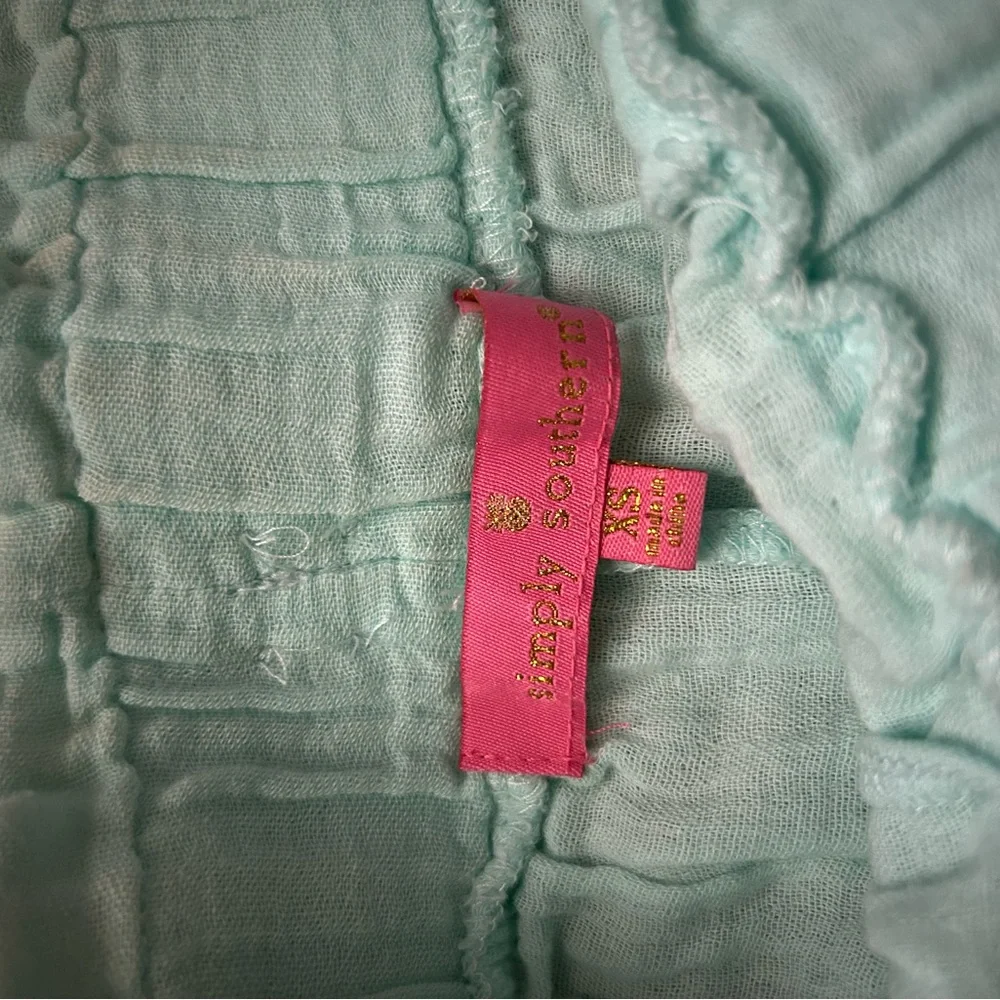 ‼️ 2 FOR $10 ‼️ Simply Southern Linen mint and pink shorts - Picture 7 of 12